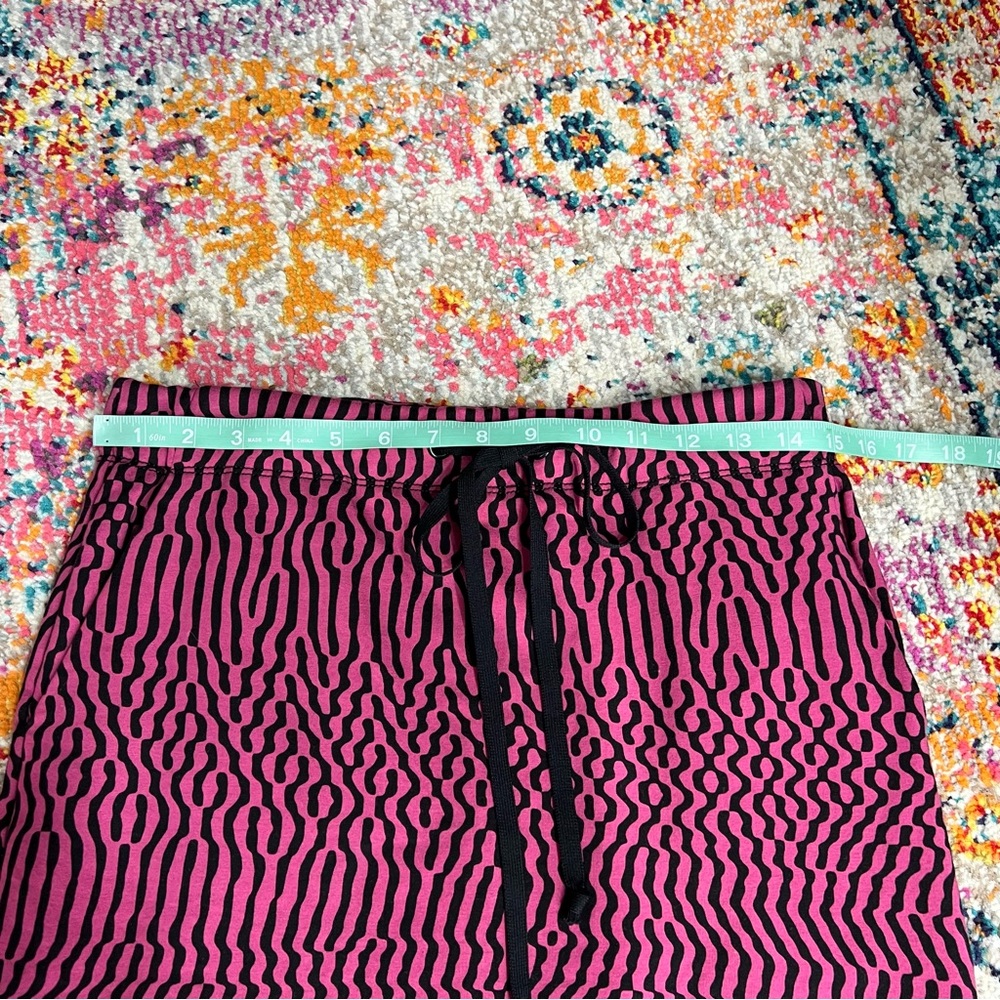 Lobo Mau Pink Black Patterned Women's Skirt Small‎ - Picture 7 of 9